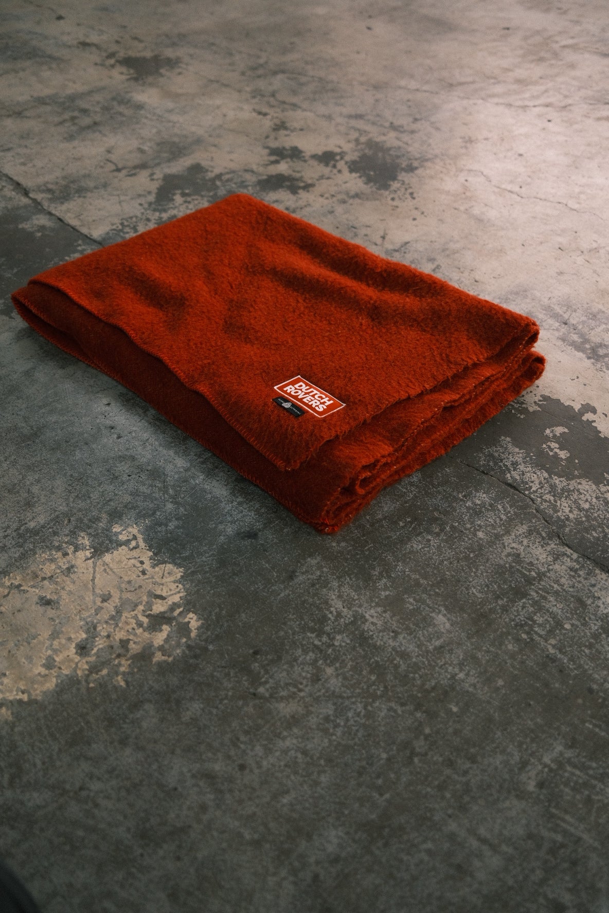 Blanket Bordeaux red