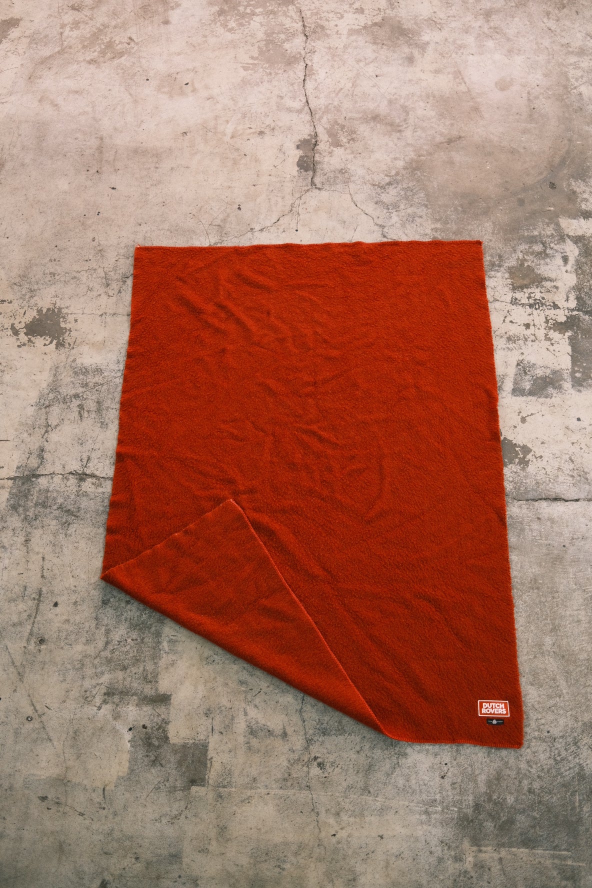 Blanket Bordeaux red