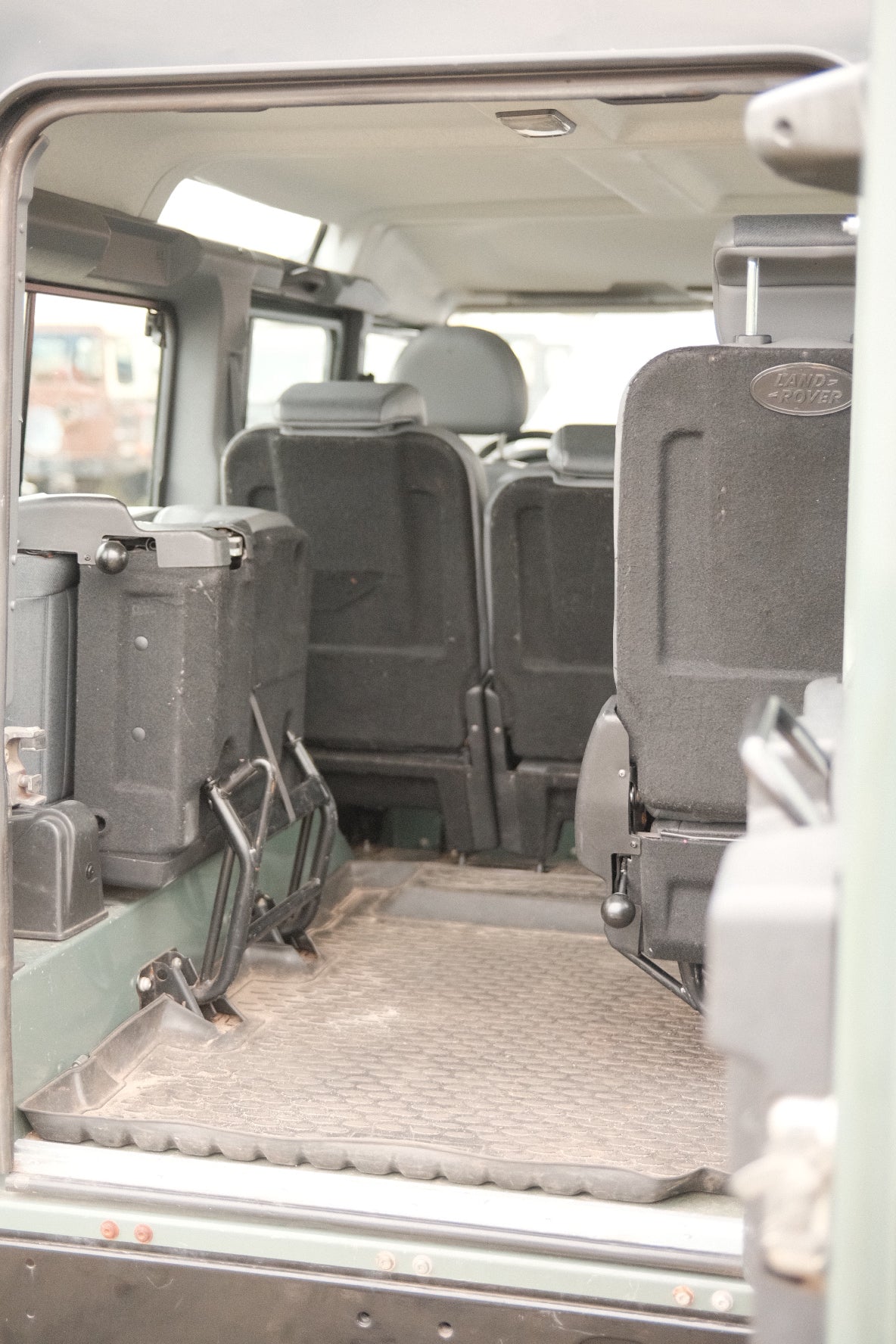 Land Rover Defender 110 | 2013 | TD4 (sold)