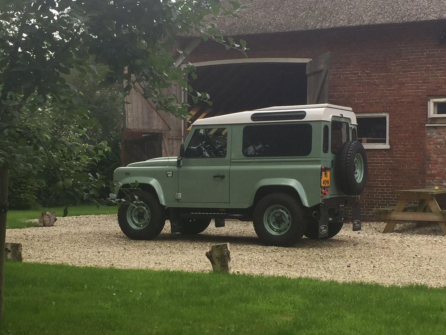 Land Rover Defender Heritage HUE166 90 TD4 2016