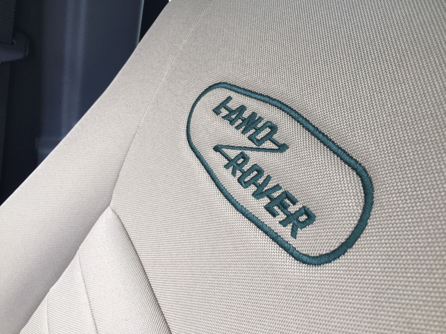 Land Rover Defender Heritage HUE166 90 TD4 2016 (sold)