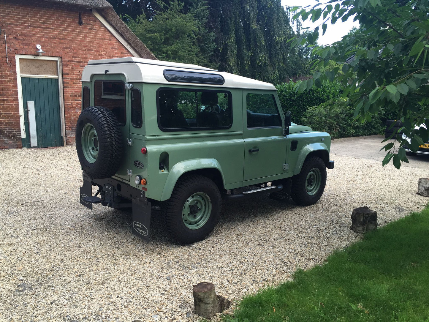 Land Rover Defender Heritage HUE166 90 TD4 2016 (sold)
