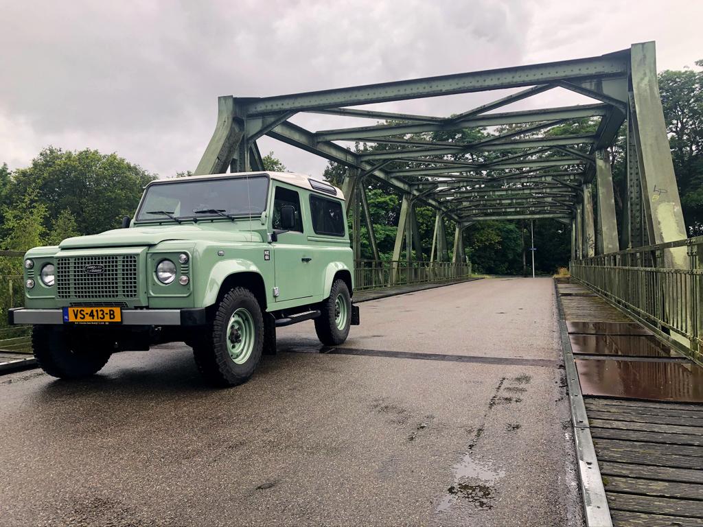 Land Rover Defender Heritage HUE166 90 TD4 2016 (sold)