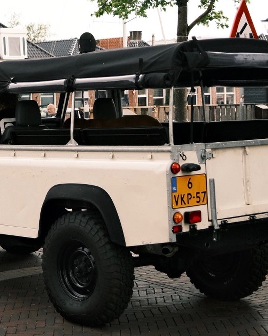 Land Rover 110 1986 (sold)