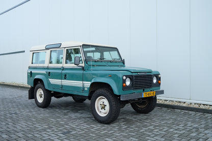 Land Rover 110 1983 County Station Wagon (sold)