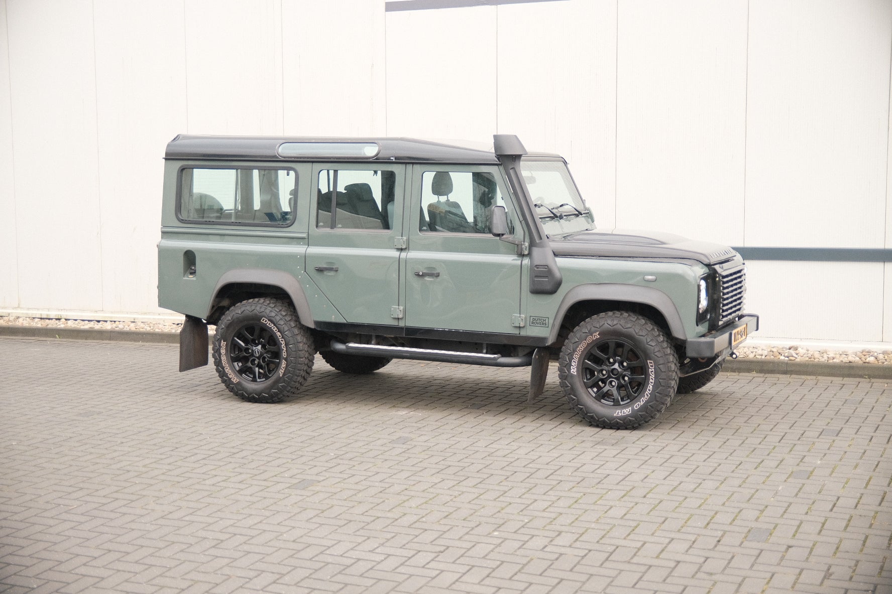 DUTCH ROVERS | Land Rover Defender 110 | 2013 | TD4