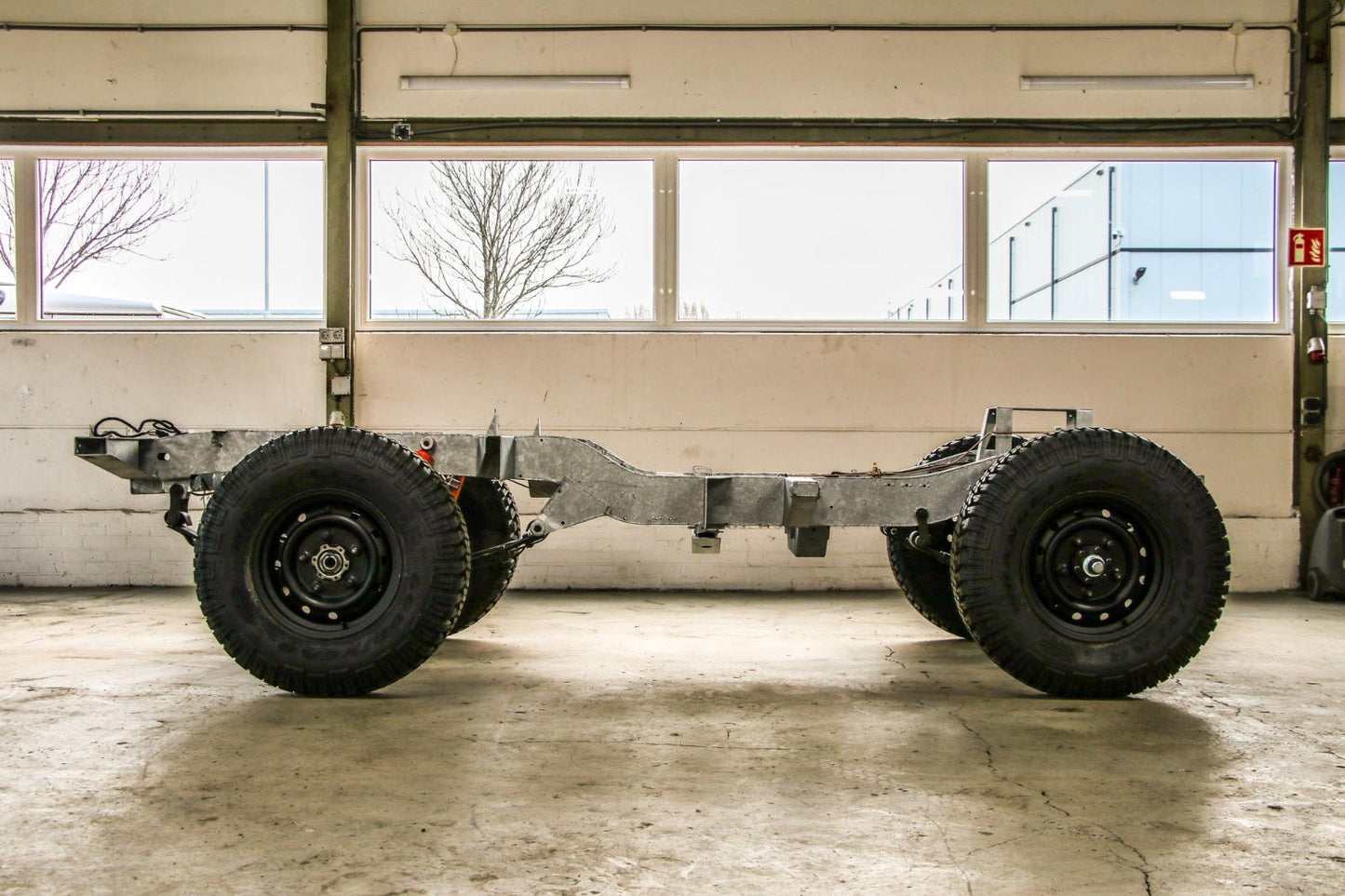 DUTCH ROVERS x MAER Heavy Duty Gegalvaniseerd Chassis – Land Rover Series 88
