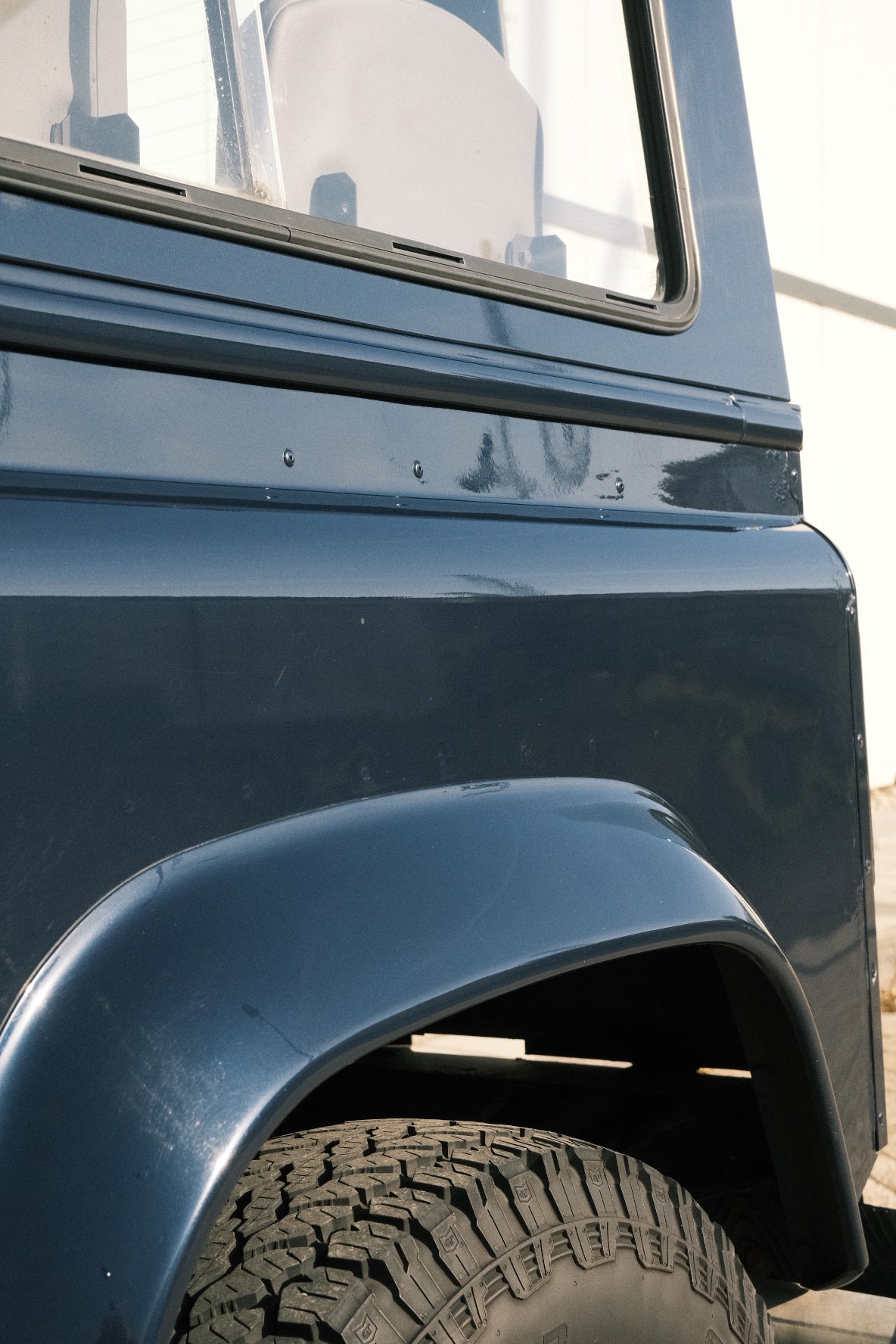 Vintage Land Rover Defender 90 Carabinieri by DUTCH ROVERS