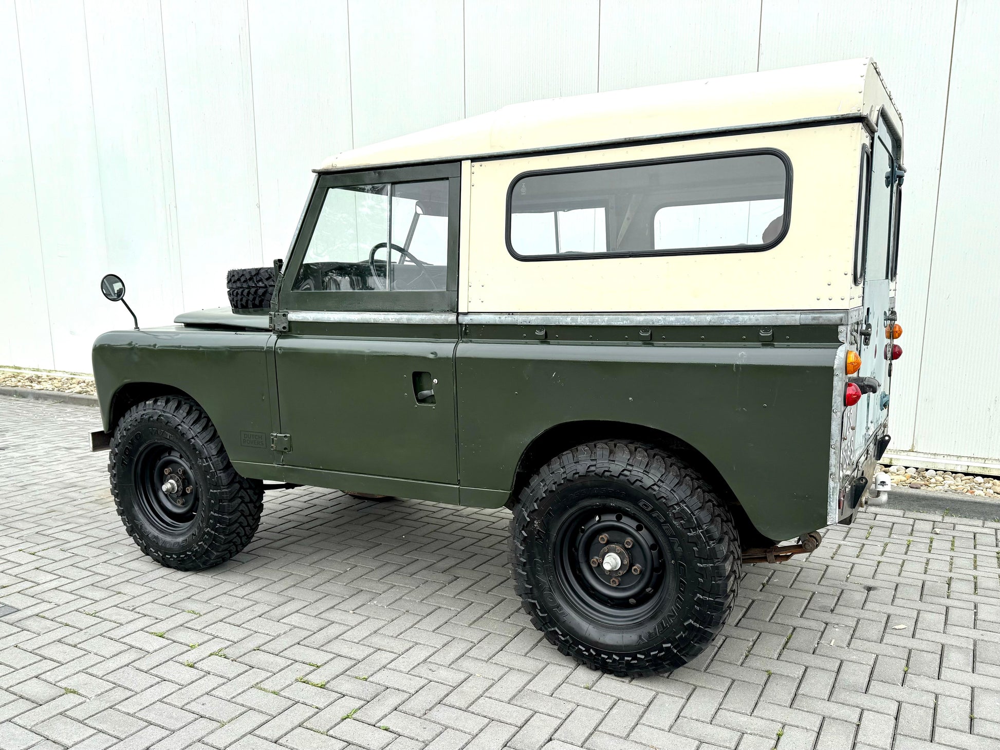 Classic Land Rover Series 3 88 Green With Wolf Wheels by DUTCH ROVERS