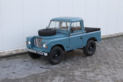 Vintage Land Rover Series 3 88 Marine Blue With Wolf Wheels by DUTCH ROVERS