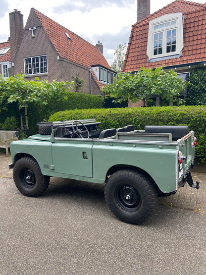 Land Rover 88 series 3 - Petrol 1974